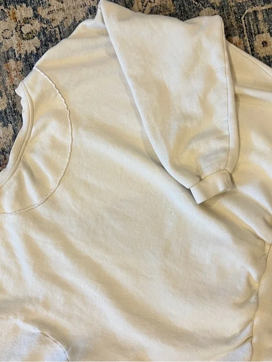 Pull&Bear Cream Raw-Edge Pocket Sweatshirt - Picture 7 of 10